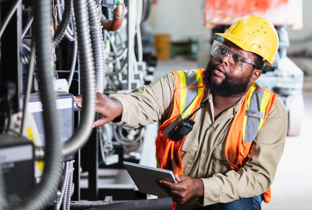 Best Affordable Emergency Electrician  in Austin, MN
